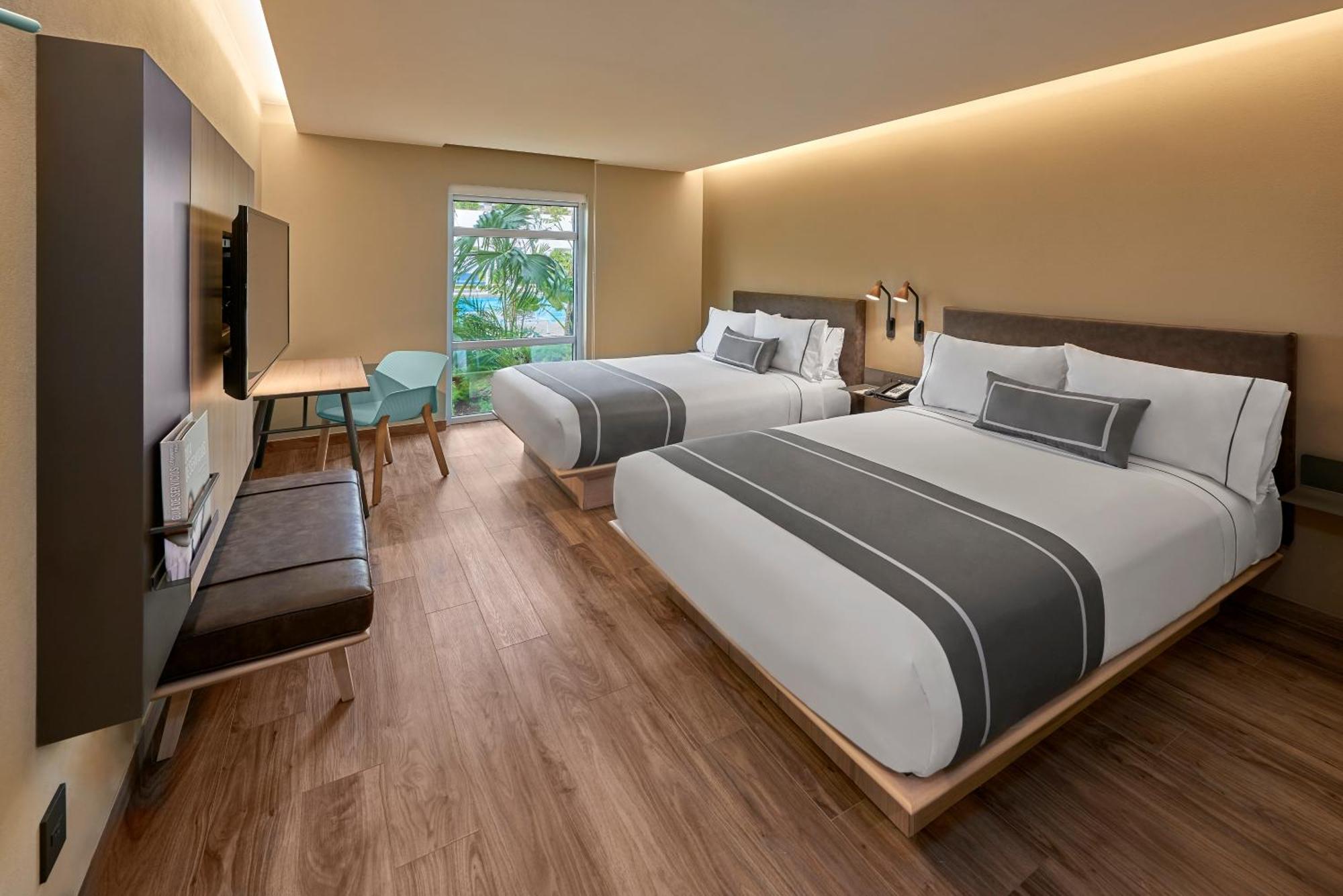 City Express Plus By Marriott เอนเซนาดา ภายนอก รูปภาพ