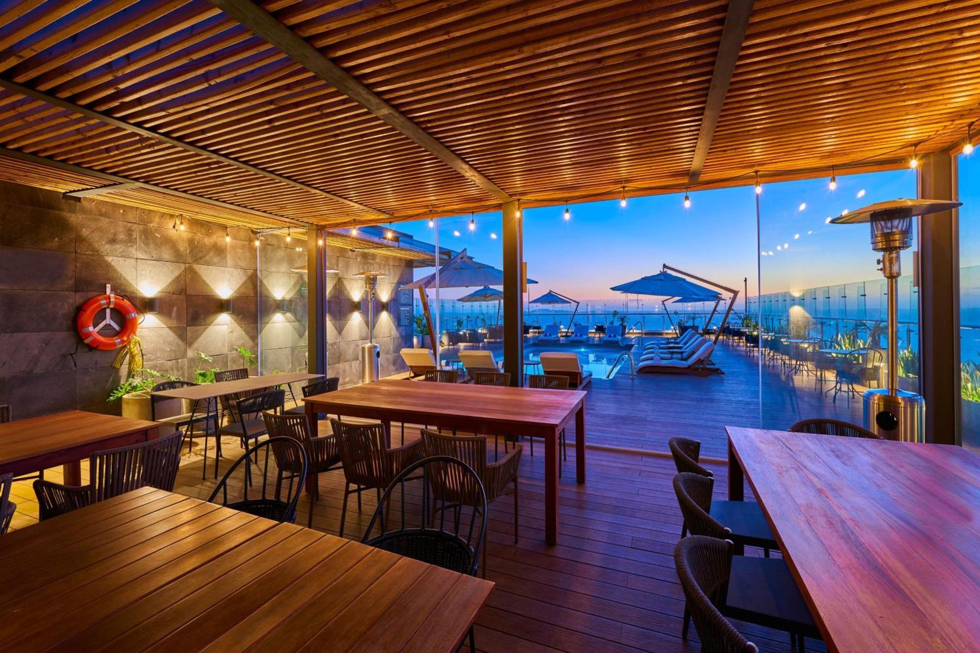 City Express Plus By Marriott เอนเซนาดา ภายนอก รูปภาพ